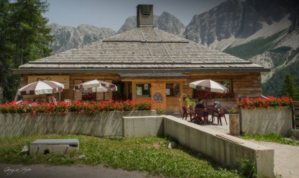 西比纳 白塔迪欧纳宾馆酒店 外观 照片